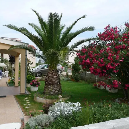 Appartement Toni, Borik *