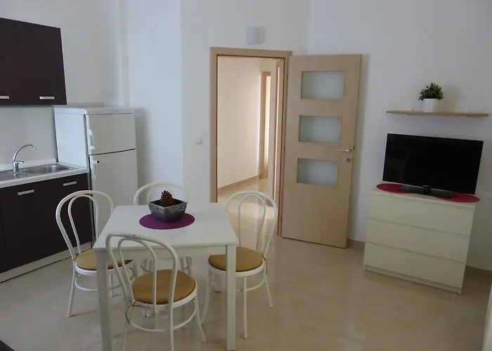 Toni, Borik Апартаменты